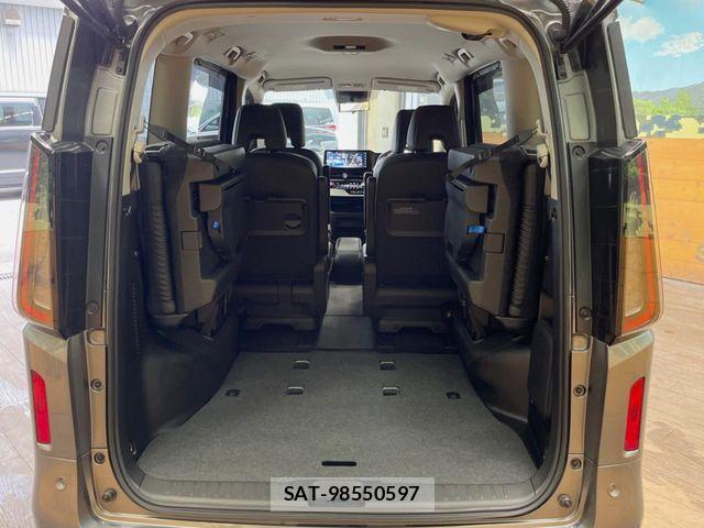 Nissan SERENA 2024-02 6677887-9