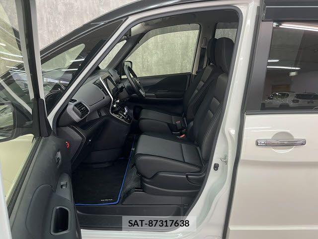 Nissan SERENA 2021-05 6677918-18