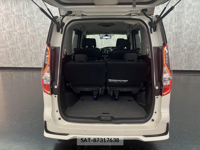 Nissan SERENA 2021-05 6677918-20