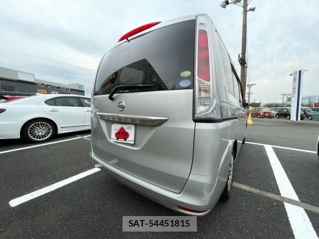 Nissan SERENA 2011-07 6677958-2