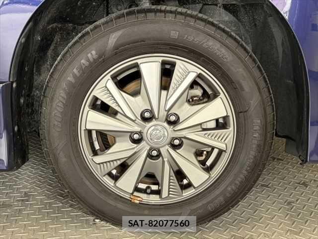 Nissan SERENA 2018-09 6683998-15