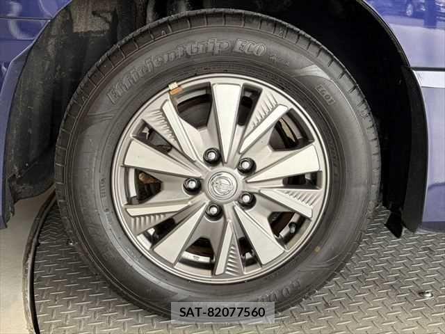Nissan SERENA 2018-09 6683998-29