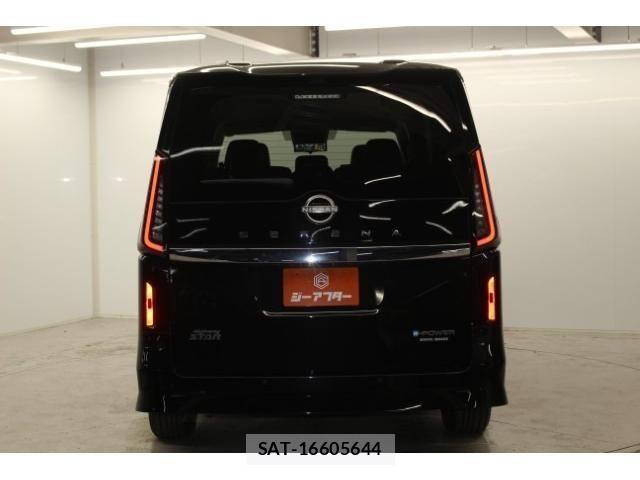 Nissan SERENA 2023-05 6682853-5