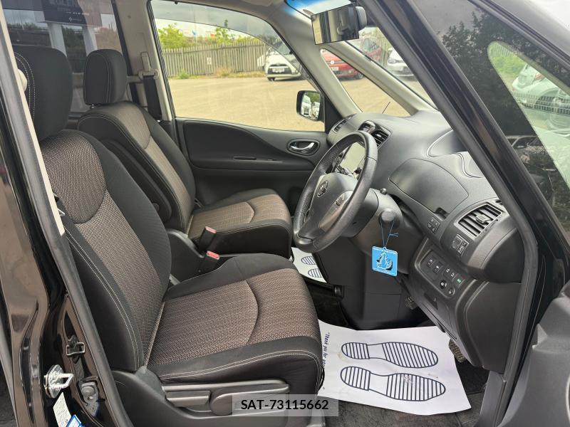 Nissan SERENA 2014-09 1218377-10