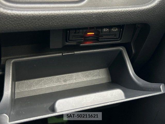 Nissan SERENA 2012-01 6717239-6