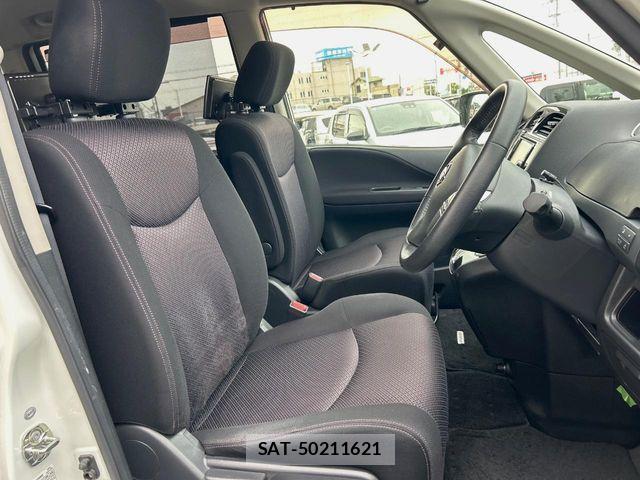 Nissan SERENA 2012-01 6717239-7