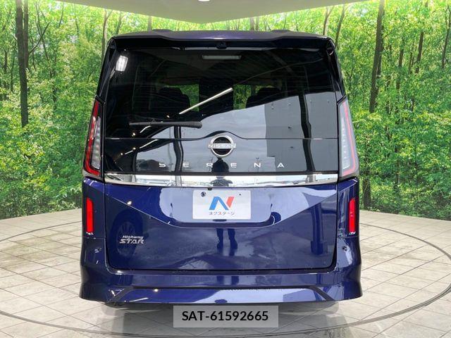 Nissan SERENA 2023-02 6717220-15