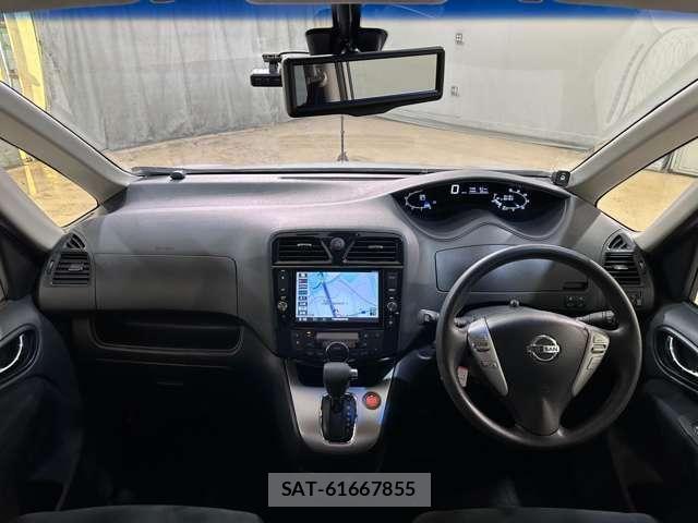Nissan SERENA 2015-11 6717237-18