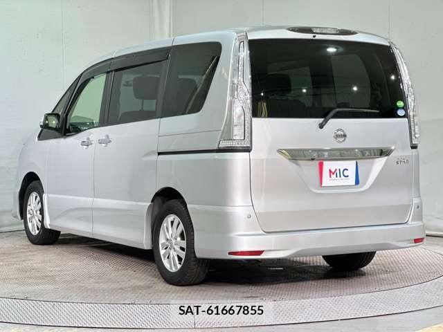 Nissan SERENA 2015-11 6717237-6
