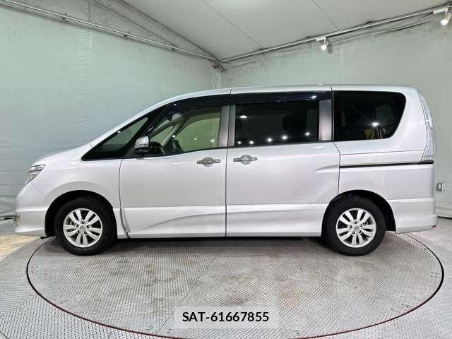 Nissan SERENA 2015-11 6717237-7