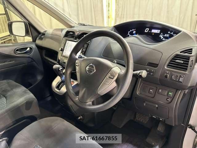 Nissan SERENA 2015-11 6717237-8