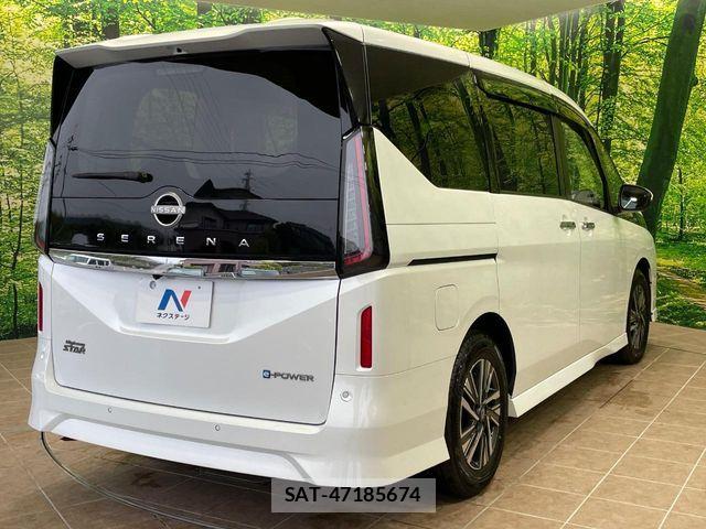 Nissan SERENA 2024-02 6717218-17