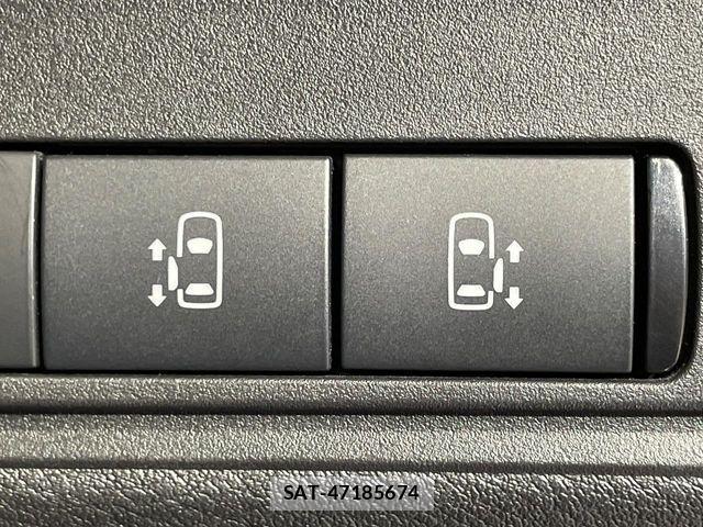 Nissan SERENA 2024-02 6717218-6