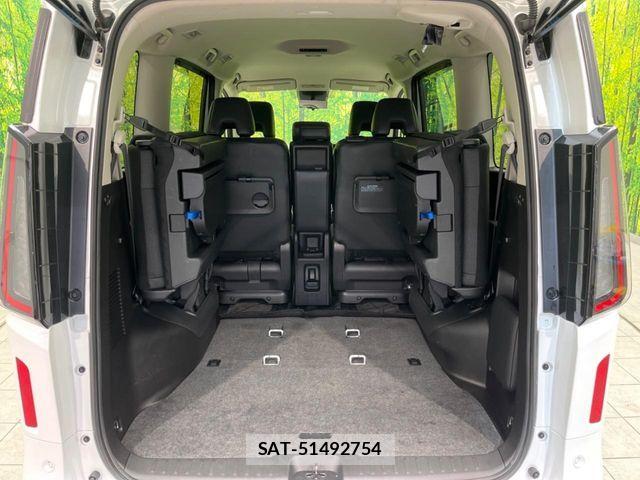 Nissan SERENA 2023-11 6753208-10