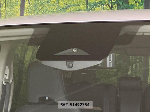 Nissan SERENA 2023-11 6753208-3