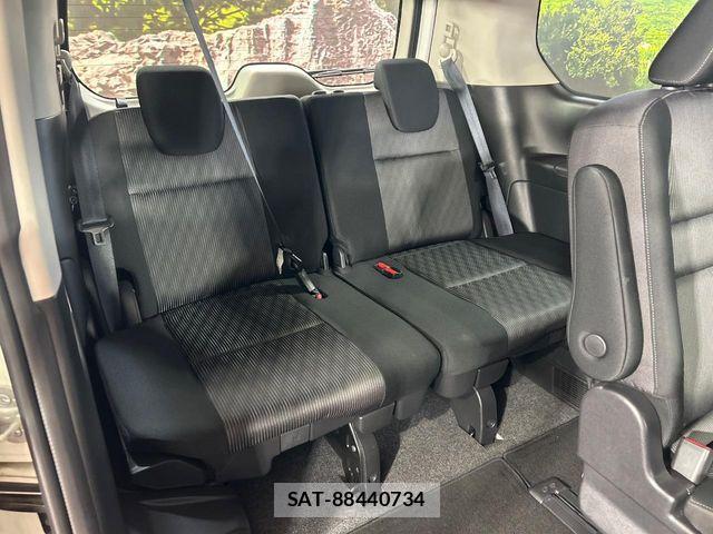 Nissan SERENA 2021-12 6753227-9
