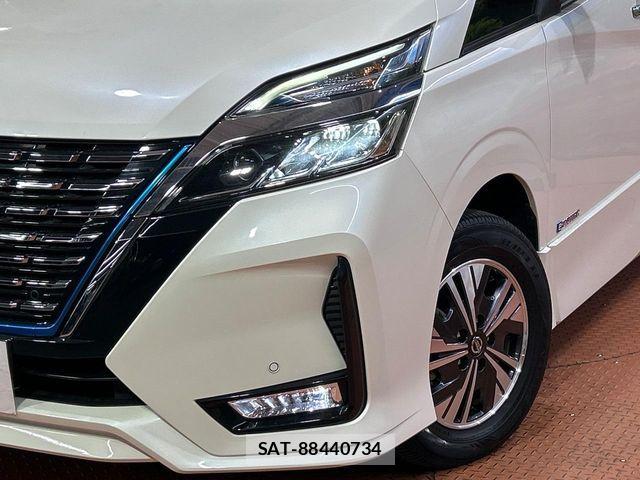 Nissan SERENA 2021-12 6753227-12