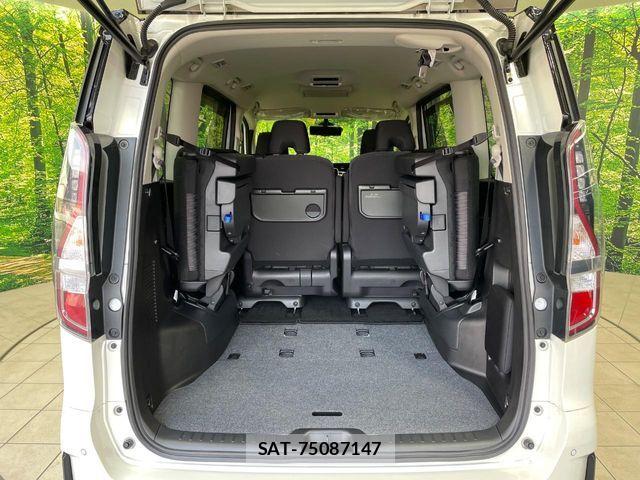 Nissan SERENA 2021-08 6753226-9