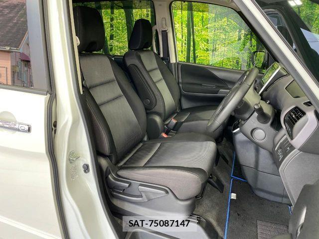 Nissan SERENA 2021-08 6753226-6