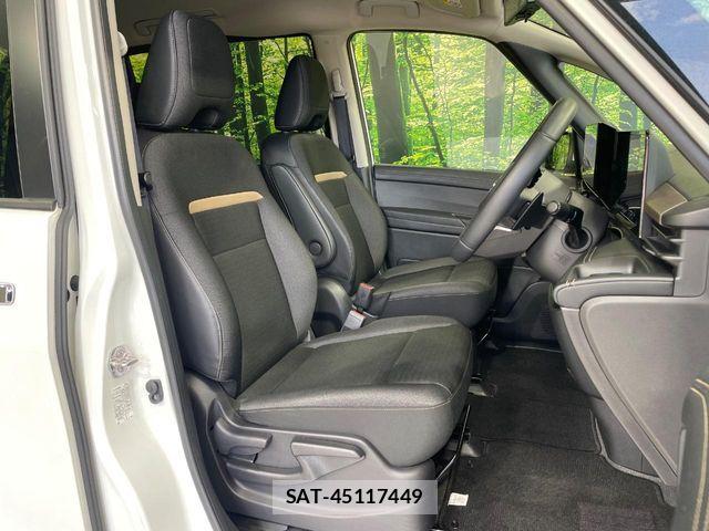 Nissan SERENA 2024-04 6753218-7