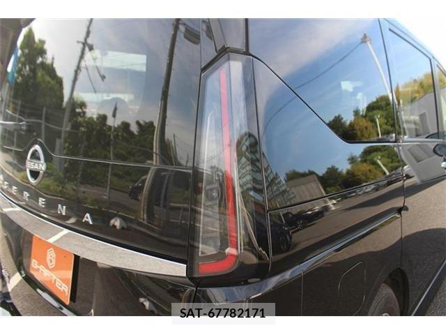 Nissan SERENA 2023-03 6753230-18