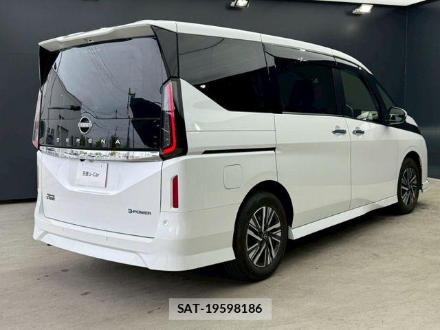 Nissan SERENA 2023-05 6753198-1