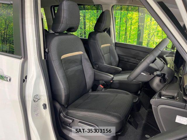 Nissan SERENA 2023-07 6753211-6