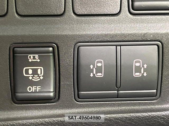 Nissan SERENA 2018-03 6753235-5