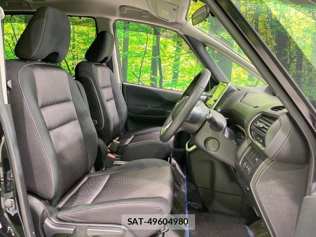 Nissan SERENA 2018-03 6753235-7