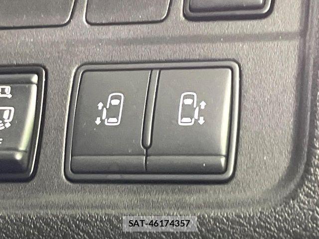 Nissan SERENA 2022-03 6817107-4