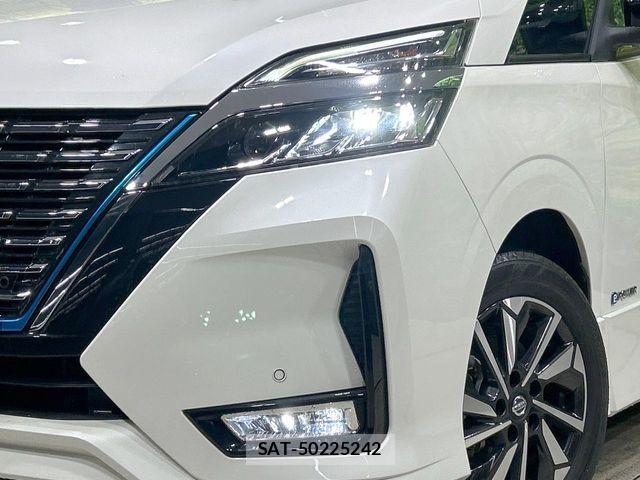 Nissan SERENA 2021-03 6817110-12