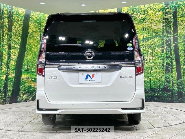 Nissan SERENA 2021-03 6817110-15