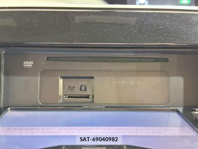 Nissan SERENA 2016-10 6817149-21