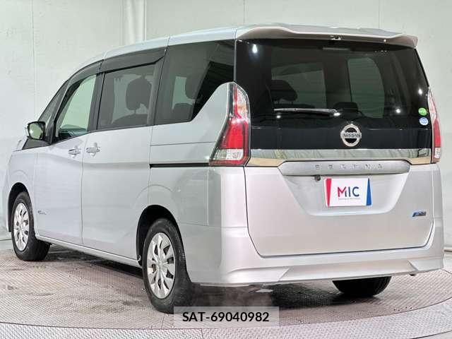 Nissan SERENA 2016-10 6817149-6