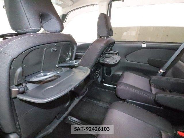 Nissan SERENA 2018-06 6817135-9
