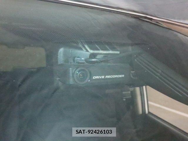 Nissan SERENA 2018-06 6817135-16