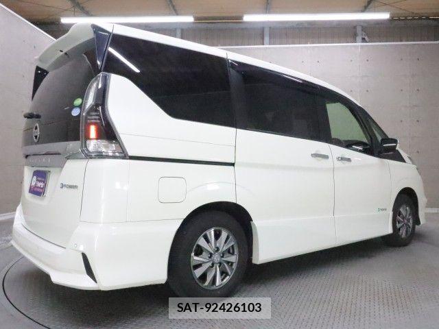 Nissan SERENA 2018-06 6817135-1