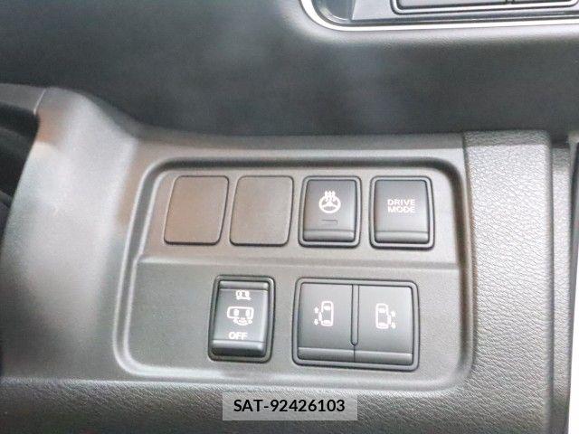 Nissan SERENA 2018-06 6817135-24