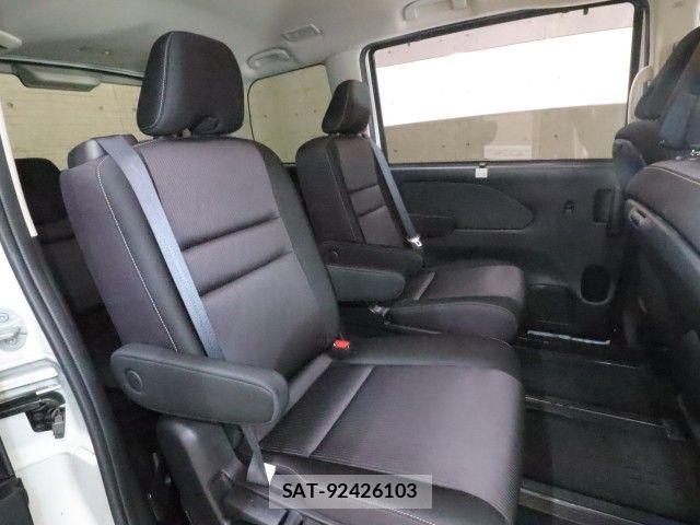 Nissan SERENA 2018-06 6817135-4