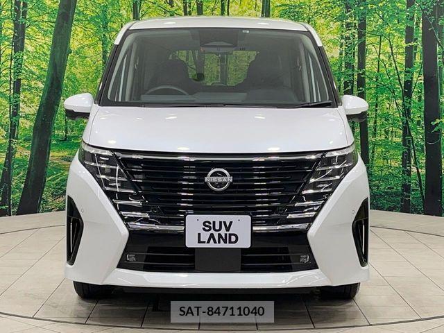 Nissan SERENA 2023-05 6817087-14