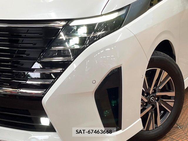 Nissan SERENA 2023-05 6817086-11