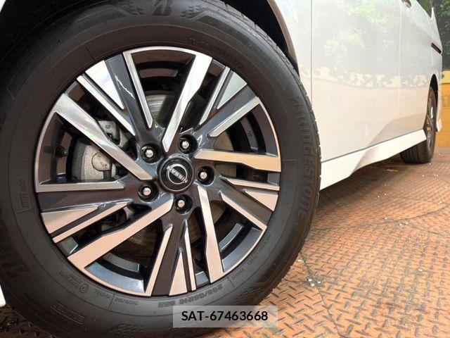 Nissan SERENA 2023-05 6817086-12
