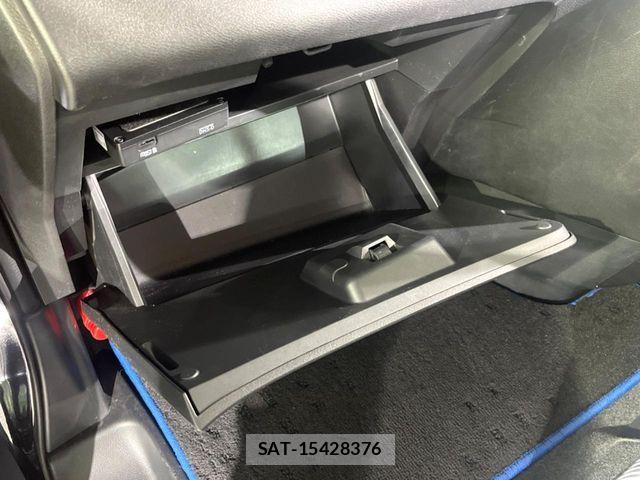 Nissan SERENA 2022-09 6817117-18