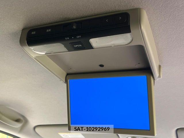 Nissan SERENA 2012-08 6817153-2