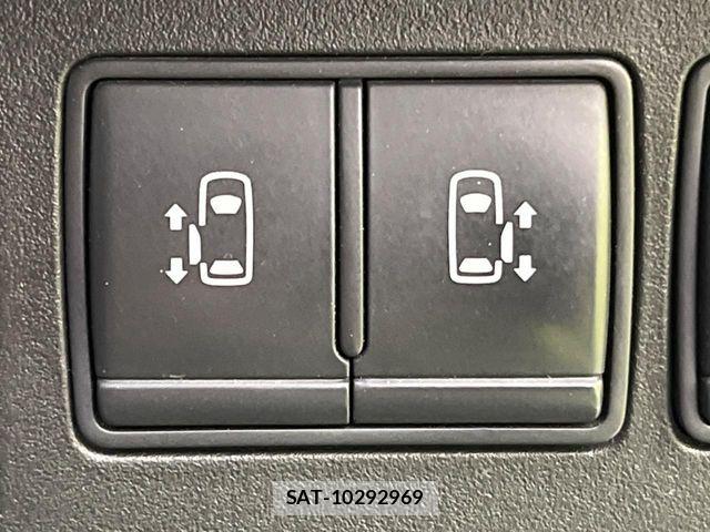 Nissan SERENA 2012-08 6817153-4