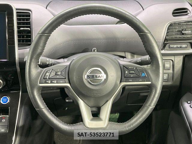 Nissan SERENA 2021-10 6821599-12