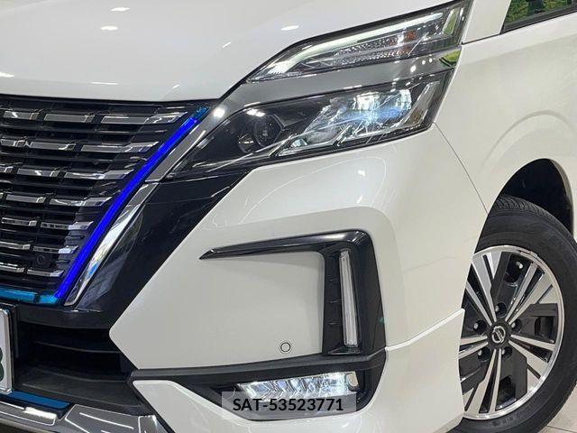 Nissan SERENA 2021-10 6821599-13