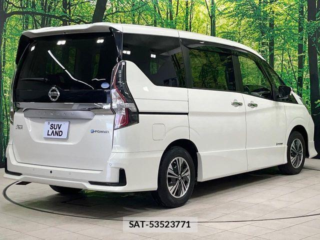 Nissan SERENA 2021-10 6821599-17