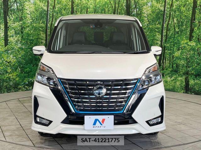 Nissan SERENA 2021-09 6817103-14