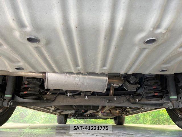 Nissan SERENA 2021-09 6817103-19